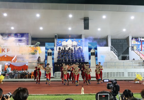 ภาพกิจกรรม  คณะวิทยาศาสตร์และเทคโนโลยี จัดโครงการส่งเสริมกีฬาสานสัมพันธ์ อนุรักษ์ ศิลปวัฒนธรรมและภูมิปัญญา กิจกรรมกีฬาสานสัมพันธ์ ปลาบึกเกมส์