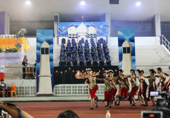 ภาพกิจกรรม  คณะวิทยาศาสตร์และเทคโนโลยี จัดโครงการส่งเสริมกีฬาสานสัมพันธ์ อนุรักษ์ ศิลปวัฒนธรรมและภูมิปัญญา กิจกรรมกีฬาสานสัมพันธ์ ปลาบึกเกมส์