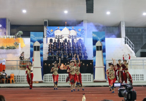 ภาพกิจกรรม  คณะวิทยาศาสตร์และเทคโนโลยี จัดโครงการส่งเสริมกีฬาสานสัมพันธ์ อนุรักษ์ ศิลปวัฒนธรรมและภูมิปัญญา กิจกรรมกีฬาสานสัมพันธ์ ปลาบึกเกมส์