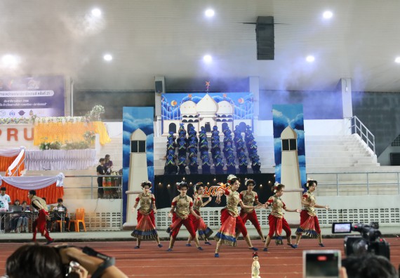 ภาพกิจกรรม  คณะวิทยาศาสตร์และเทคโนโลยี จัดโครงการส่งเสริมกีฬาสานสัมพันธ์ อนุรักษ์ ศิลปวัฒนธรรมและภูมิปัญญา กิจกรรมกีฬาสานสัมพันธ์ ปลาบึกเกมส์