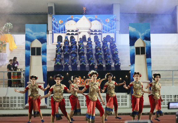 ภาพกิจกรรม  คณะวิทยาศาสตร์และเทคโนโลยี จัดโครงการส่งเสริมกีฬาสานสัมพันธ์ อนุรักษ์ ศิลปวัฒนธรรมและภูมิปัญญา กิจกรรมกีฬาสานสัมพันธ์ ปลาบึกเกมส์