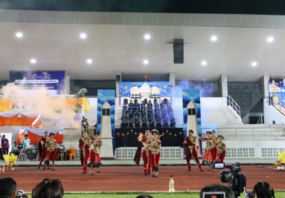 ภาพกิจกรรม  คณะวิทยาศาสตร์และเทคโนโลยี จัดโครงการส่งเสริมกีฬาสานสัมพันธ์ อนุรักษ์ ศิลปวัฒนธรรมและภูมิปัญญา กิจกรรมกีฬาสานสัมพันธ์ ปลาบึกเกมส์