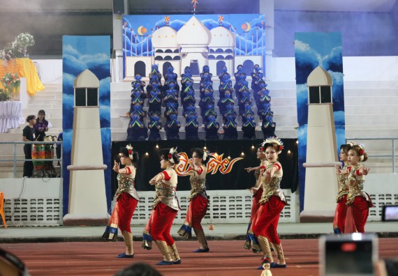 ภาพกิจกรรม  คณะวิทยาศาสตร์และเทคโนโลยี จัดโครงการส่งเสริมกีฬาสานสัมพันธ์ อนุรักษ์ ศิลปวัฒนธรรมและภูมิปัญญา กิจกรรมกีฬาสานสัมพันธ์ ปลาบึกเกมส์