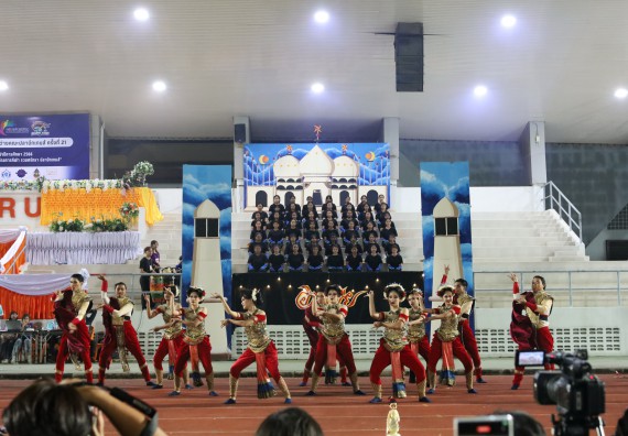 ภาพกิจกรรม  คณะวิทยาศาสตร์และเทคโนโลยี จัดโครงการส่งเสริมกีฬาสานสัมพันธ์ อนุรักษ์ ศิลปวัฒนธรรมและภูมิปัญญา กิจกรรมกีฬาสานสัมพันธ์ ปลาบึกเกมส์