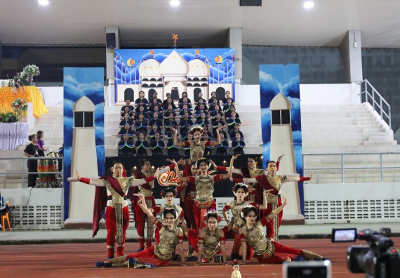 ภาพกิจกรรม  คณะวิทยาศาสตร์และเทคโนโลยี จัดโครงการส่งเสริมกีฬาสานสัมพันธ์ อนุรักษ์ ศิลปวัฒนธรรมและภูมิปัญญา กิจกรรมกีฬาสานสัมพันธ์ ปลาบึกเกมส์