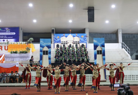 ภาพกิจกรรม  คณะวิทยาศาสตร์และเทคโนโลยี จัดโครงการส่งเสริมกีฬาสานสัมพันธ์ อนุรักษ์ ศิลปวัฒนธรรมและภูมิปัญญา กิจกรรมกีฬาสานสัมพันธ์ ปลาบึกเกมส์