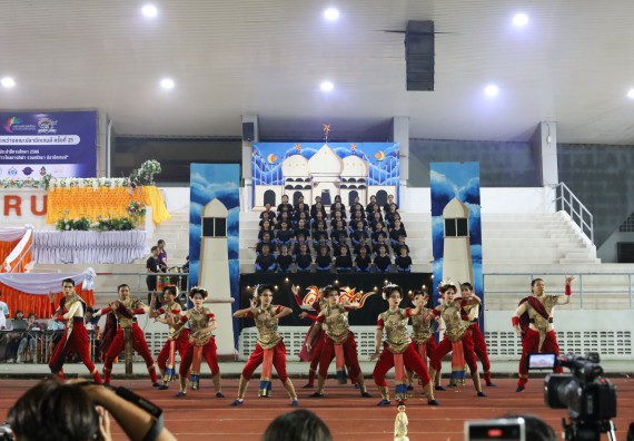 ภาพกิจกรรม  คณะวิทยาศาสตร์และเทคโนโลยี จัดโครงการส่งเสริมกีฬาสานสัมพันธ์ อนุรักษ์ ศิลปวัฒนธรรมและภูมิปัญญา กิจกรรมกีฬาสานสัมพันธ์ ปลาบึกเกมส์