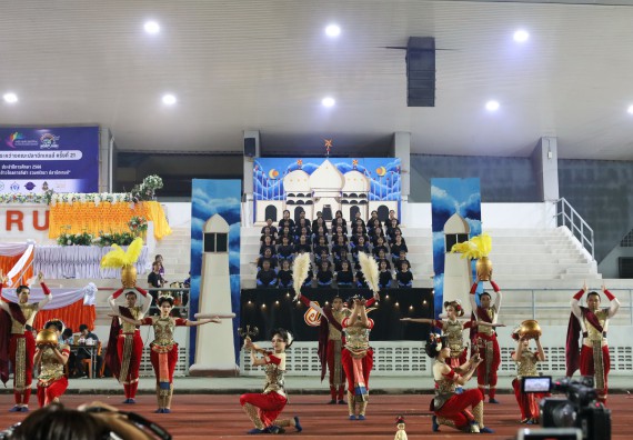 ภาพกิจกรรม  คณะวิทยาศาสตร์และเทคโนโลยี จัดโครงการส่งเสริมกีฬาสานสัมพันธ์ อนุรักษ์ ศิลปวัฒนธรรมและภูมิปัญญา กิจกรรมกีฬาสานสัมพันธ์ ปลาบึกเกมส์