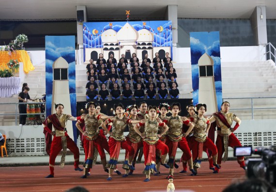 ภาพกิจกรรม  คณะวิทยาศาสตร์และเทคโนโลยี จัดโครงการส่งเสริมกีฬาสานสัมพันธ์ อนุรักษ์ ศิลปวัฒนธรรมและภูมิปัญญา กิจกรรมกีฬาสานสัมพันธ์ ปลาบึกเกมส์