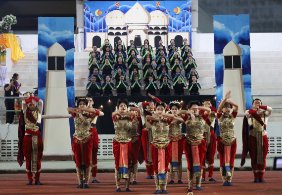 ภาพกิจกรรม  คณะวิทยาศาสตร์และเทคโนโลยี จัดโครงการส่งเสริมกีฬาสานสัมพันธ์ อนุรักษ์ ศิลปวัฒนธรรมและภูมิปัญญา กิจกรรมกีฬาสานสัมพันธ์ ปลาบึกเกมส์