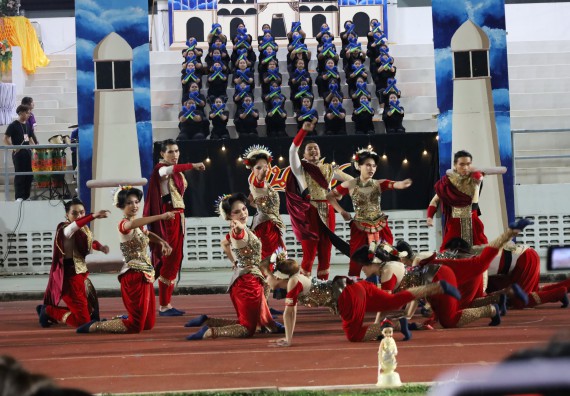 ภาพกิจกรรม  คณะวิทยาศาสตร์และเทคโนโลยี จัดโครงการส่งเสริมกีฬาสานสัมพันธ์ อนุรักษ์ ศิลปวัฒนธรรมและภูมิปัญญา กิจกรรมกีฬาสานสัมพันธ์ ปลาบึกเกมส์