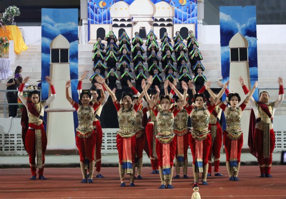 ภาพกิจกรรม  คณะวิทยาศาสตร์และเทคโนโลยี จัดโครงการส่งเสริมกีฬาสานสัมพันธ์ อนุรักษ์ ศิลปวัฒนธรรมและภูมิปัญญา กิจกรรมกีฬาสานสัมพันธ์ ปลาบึกเกมส์