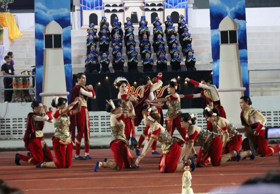 ภาพกิจกรรม  คณะวิทยาศาสตร์และเทคโนโลยี จัดโครงการส่งเสริมกีฬาสานสัมพันธ์ อนุรักษ์ ศิลปวัฒนธรรมและภูมิปัญญา กิจกรรมกีฬาสานสัมพันธ์ ปลาบึกเกมส์