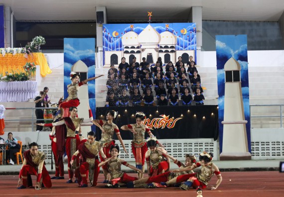 ภาพกิจกรรม  คณะวิทยาศาสตร์และเทคโนโลยี จัดโครงการส่งเสริมกีฬาสานสัมพันธ์ อนุรักษ์ ศิลปวัฒนธรรมและภูมิปัญญา กิจกรรมกีฬาสานสัมพันธ์ ปลาบึกเกมส์