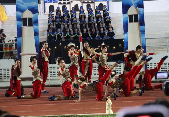 ภาพกิจกรรม  คณะวิทยาศาสตร์และเทคโนโลยี จัดโครงการส่งเสริมกีฬาสานสัมพันธ์ อนุรักษ์ ศิลปวัฒนธรรมและภูมิปัญญา กิจกรรมกีฬาสานสัมพันธ์ ปลาบึกเกมส์