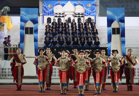 ภาพกิจกรรม  คณะวิทยาศาสตร์และเทคโนโลยี จัดโครงการส่งเสริมกีฬาสานสัมพันธ์ อนุรักษ์ ศิลปวัฒนธรรมและภูมิปัญญา กิจกรรมกีฬาสานสัมพันธ์ ปลาบึกเกมส์