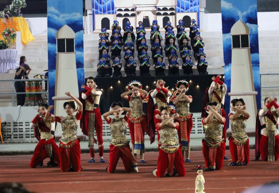 ภาพกิจกรรม  คณะวิทยาศาสตร์และเทคโนโลยี จัดโครงการส่งเสริมกีฬาสานสัมพันธ์ อนุรักษ์ ศิลปวัฒนธรรมและภูมิปัญญา กิจกรรมกีฬาสานสัมพันธ์ ปลาบึกเกมส์