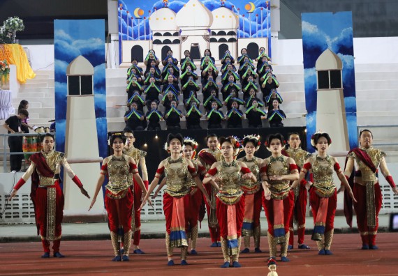 ภาพกิจกรรม  คณะวิทยาศาสตร์และเทคโนโลยี จัดโครงการส่งเสริมกีฬาสานสัมพันธ์ อนุรักษ์ ศิลปวัฒนธรรมและภูมิปัญญา กิจกรรมกีฬาสานสัมพันธ์ ปลาบึกเกมส์