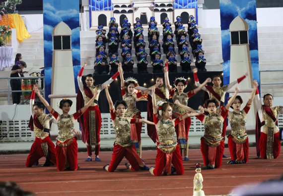 ภาพกิจกรรม  คณะวิทยาศาสตร์และเทคโนโลยี จัดโครงการส่งเสริมกีฬาสานสัมพันธ์ อนุรักษ์ ศิลปวัฒนธรรมและภูมิปัญญา กิจกรรมกีฬาสานสัมพันธ์ ปลาบึกเกมส์