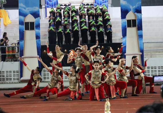 ภาพกิจกรรม  คณะวิทยาศาสตร์และเทคโนโลยี จัดโครงการส่งเสริมกีฬาสานสัมพันธ์ อนุรักษ์ ศิลปวัฒนธรรมและภูมิปัญญา กิจกรรมกีฬาสานสัมพันธ์ ปลาบึกเกมส์