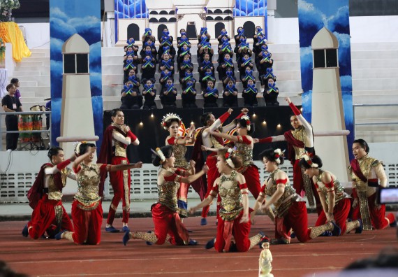 ภาพกิจกรรม  คณะวิทยาศาสตร์และเทคโนโลยี จัดโครงการส่งเสริมกีฬาสานสัมพันธ์ อนุรักษ์ ศิลปวัฒนธรรมและภูมิปัญญา กิจกรรมกีฬาสานสัมพันธ์ ปลาบึกเกมส์