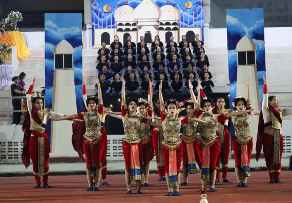 ภาพกิจกรรม  คณะวิทยาศาสตร์และเทคโนโลยี จัดโครงการส่งเสริมกีฬาสานสัมพันธ์ อนุรักษ์ ศิลปวัฒนธรรมและภูมิปัญญา กิจกรรมกีฬาสานสัมพันธ์ ปลาบึกเกมส์