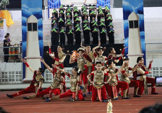 ภาพกิจกรรม  คณะวิทยาศาสตร์และเทคโนโลยี จัดโครงการส่งเสริมกีฬาสานสัมพันธ์ อนุรักษ์ ศิลปวัฒนธรรมและภูมิปัญญา กิจกรรมกีฬาสานสัมพันธ์ ปลาบึกเกมส์