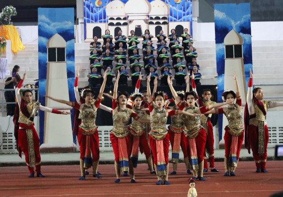 ภาพกิจกรรม  คณะวิทยาศาสตร์และเทคโนโลยี จัดโครงการส่งเสริมกีฬาสานสัมพันธ์ อนุรักษ์ ศิลปวัฒนธรรมและภูมิปัญญา กิจกรรมกีฬาสานสัมพันธ์ ปลาบึกเกมส์