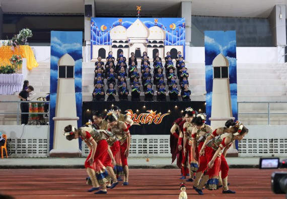 ภาพกิจกรรม  คณะวิทยาศาสตร์และเทคโนโลยี จัดโครงการส่งเสริมกีฬาสานสัมพันธ์ อนุรักษ์ ศิลปวัฒนธรรมและภูมิปัญญา กิจกรรมกีฬาสานสัมพันธ์ ปลาบึกเกมส์