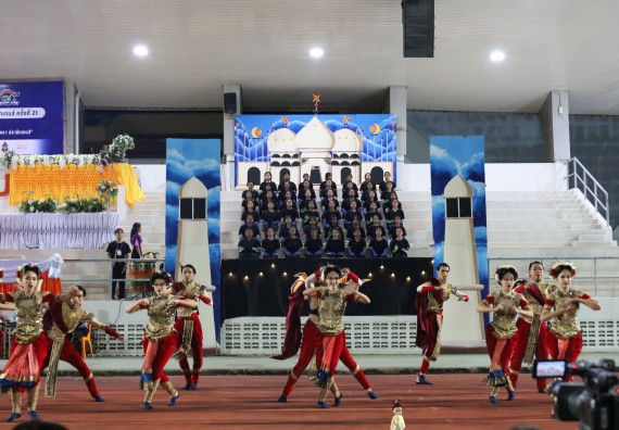 ภาพกิจกรรม  คณะวิทยาศาสตร์และเทคโนโลยี จัดโครงการส่งเสริมกีฬาสานสัมพันธ์ อนุรักษ์ ศิลปวัฒนธรรมและภูมิปัญญา กิจกรรมกีฬาสานสัมพันธ์ ปลาบึกเกมส์