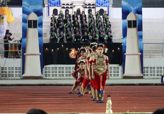 ภาพกิจกรรม  คณะวิทยาศาสตร์และเทคโนโลยี จัดโครงการส่งเสริมกีฬาสานสัมพันธ์ อนุรักษ์ ศิลปวัฒนธรรมและภูมิปัญญา กิจกรรมกีฬาสานสัมพันธ์ ปลาบึกเกมส์