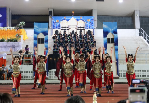 ภาพกิจกรรม  คณะวิทยาศาสตร์และเทคโนโลยี จัดโครงการส่งเสริมกีฬาสานสัมพันธ์ อนุรักษ์ ศิลปวัฒนธรรมและภูมิปัญญา กิจกรรมกีฬาสานสัมพันธ์ ปลาบึกเกมส์