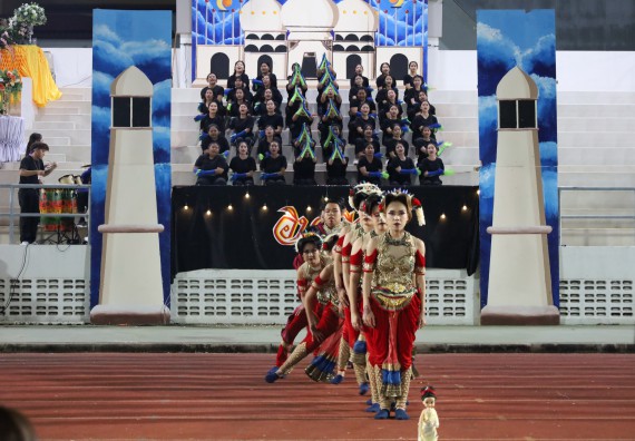 ภาพกิจกรรม  คณะวิทยาศาสตร์และเทคโนโลยี จัดโครงการส่งเสริมกีฬาสานสัมพันธ์ อนุรักษ์ ศิลปวัฒนธรรมและภูมิปัญญา กิจกรรมกีฬาสานสัมพันธ์ ปลาบึกเกมส์