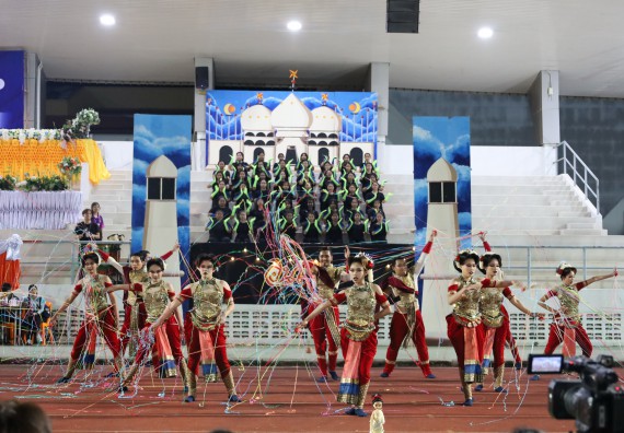 ภาพกิจกรรม  คณะวิทยาศาสตร์และเทคโนโลยี จัดโครงการส่งเสริมกีฬาสานสัมพันธ์ อนุรักษ์ ศิลปวัฒนธรรมและภูมิปัญญา กิจกรรมกีฬาสานสัมพันธ์ ปลาบึกเกมส์