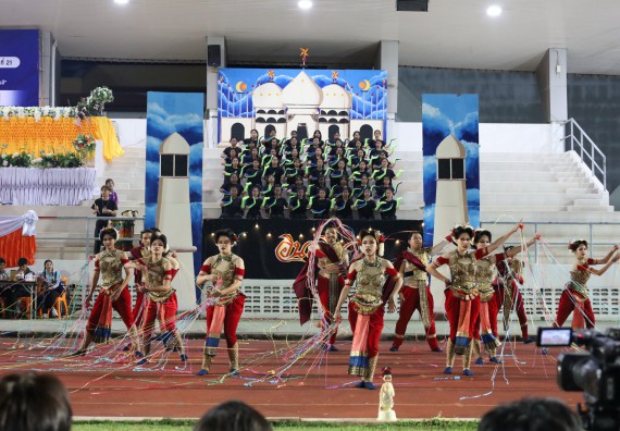 ภาพกิจกรรม  คณะวิทยาศาสตร์และเทคโนโลยี จัดโครงการส่งเสริมกีฬาสานสัมพันธ์ อนุรักษ์ ศิลปวัฒนธรรมและภูมิปัญญา กิจกรรมกีฬาสานสัมพันธ์ ปลาบึกเกมส์