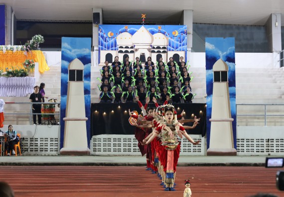 ภาพกิจกรรม  คณะวิทยาศาสตร์และเทคโนโลยี จัดโครงการส่งเสริมกีฬาสานสัมพันธ์ อนุรักษ์ ศิลปวัฒนธรรมและภูมิปัญญา กิจกรรมกีฬาสานสัมพันธ์ ปลาบึกเกมส์