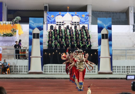 ภาพกิจกรรม  คณะวิทยาศาสตร์และเทคโนโลยี จัดโครงการส่งเสริมกีฬาสานสัมพันธ์ อนุรักษ์ ศิลปวัฒนธรรมและภูมิปัญญา กิจกรรมกีฬาสานสัมพันธ์ ปลาบึกเกมส์