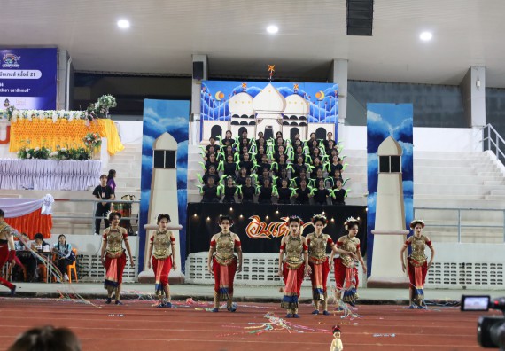 ภาพกิจกรรม  คณะวิทยาศาสตร์และเทคโนโลยี จัดโครงการส่งเสริมกีฬาสานสัมพันธ์ อนุรักษ์ ศิลปวัฒนธรรมและภูมิปัญญา กิจกรรมกีฬาสานสัมพันธ์ ปลาบึกเกมส์