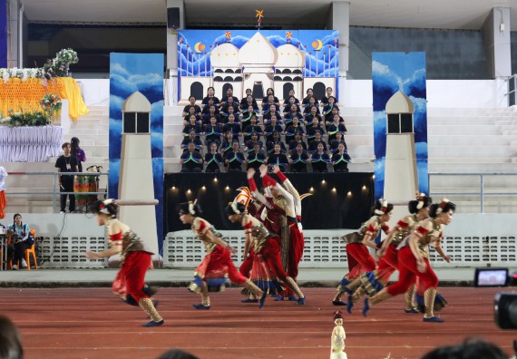 ภาพกิจกรรม  คณะวิทยาศาสตร์และเทคโนโลยี จัดโครงการส่งเสริมกีฬาสานสัมพันธ์ อนุรักษ์ ศิลปวัฒนธรรมและภูมิปัญญา กิจกรรมกีฬาสานสัมพันธ์ ปลาบึกเกมส์