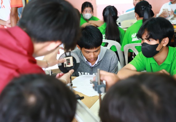 ภาพกิจกรรม  คณะวิทยาศาสตร์และเทคโนโลยี จัดค่ายวิทยาศาสตร์สัญจร ปีการศึกษา 2566  โรงเรียนนาบ่อคำวิทยาคม