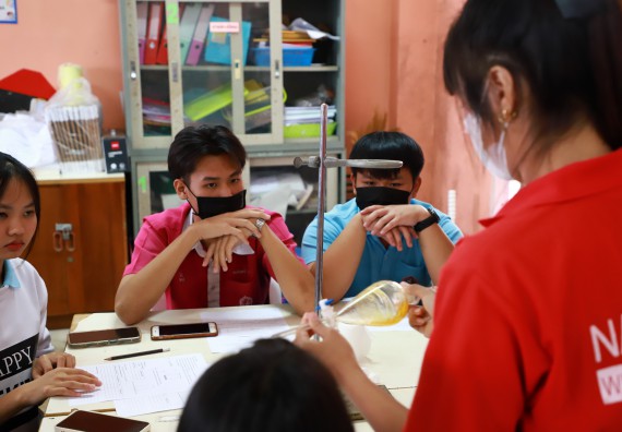 ภาพกิจกรรม  คณะวิทยาศาสตร์และเทคโนโลยี จัดค่ายวิทยาศาสตร์สัญจร ปีการศึกษา 2566  โรงเรียนนาบ่อคำวิทยาคม