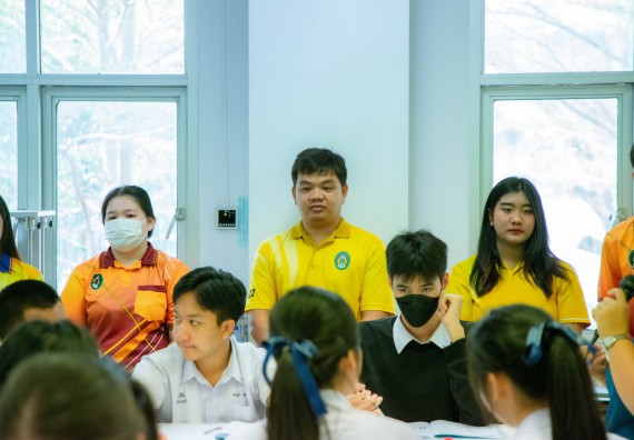 ภาพกิจกรรม  คณะวิทยาศาสตร์และเทคโนโลยี ร่วมกับโรงเรียนตากพิทยาคม จัดโครงการการจัดการเรียนการสอนวิชาวิทยาศาสตร์ คณิตศาสตร์ และคอมพิวเตอร์ โดยใช้ภาษาอังกฤษเป็นสื่อ (EIS: English for Integrated Studies)