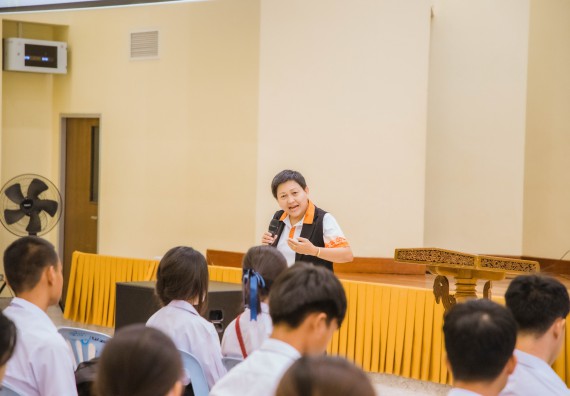 ภาพกิจกรรม  คณะวิทยาศาสตร์และเทคโนโลยี ร่วมกับโรงเรียนตากพิทยาคม จัดโครงการการจัดการเรียนการสอนวิชาวิทยาศาสตร์ คณิตศาสตร์ และคอมพิวเตอร์ โดยใช้ภาษาอังกฤษเป็นสื่อ (EIS: English for Integrated Studies)