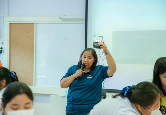 ภาพกิจกรรม  คณะวิทยาศาสตร์และเทคโนโลยี ร่วมกับโรงเรียนตากพิทยาคม จัดโครงการการจัดการเรียนการสอนวิชาวิทยาศาสตร์ คณิตศาสตร์ และคอมพิวเตอร์ โดยใช้ภาษาอังกฤษเป็นสื่อ (EIS: English for Integrated Studies)