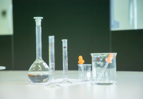 ภาพกิจกรรม  คณะวิทยาศาสตร์และเทคโนโลยี ร่วมกับโรงเรียนตากพิทยาคม จัดโครงการการจัดการเรียนการสอนวิชาวิทยาศาสตร์ คณิตศาสตร์ และคอมพิวเตอร์ โดยใช้ภาษาอังกฤษเป็นสื่อ (EIS: English for Integrated Studies)