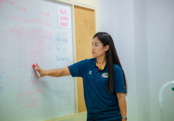 ภาพกิจกรรม  คณะวิทยาศาสตร์และเทคโนโลยี ร่วมกับโรงเรียนตากพิทยาคม จัดโครงการการจัดการเรียนการสอนวิชาวิทยาศาสตร์ คณิตศาสตร์ และคอมพิวเตอร์ โดยใช้ภาษาอังกฤษเป็นสื่อ (EIS: English for Integrated Studies)