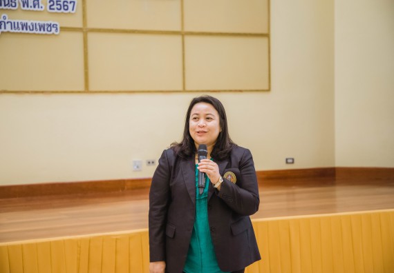 ภาพกิจกรรม  คณะวิทยาศาสตร์และเทคโนโลยี ร่วมกับโรงเรียนตากพิทยาคม จัดโครงการการจัดการเรียนการสอนวิชาวิทยาศาสตร์ คณิตศาสตร์ และคอมพิวเตอร์ โดยใช้ภาษาอังกฤษเป็นสื่อ (EIS: English for Integrated Studies)