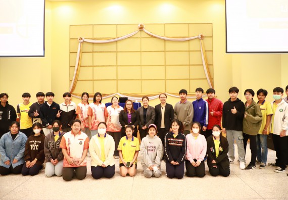 ภาพกิจกรรม   คณะวิทยาศาสตร์และเทคโนโลยี จัดกิจกรรมส่งเสริมสมรรถนะและทักษะด้านการใช้ภาษาอังกฤษสำหรับนักศึกษาคณะวิทยาศาสตร์และเทคโนโลยี 