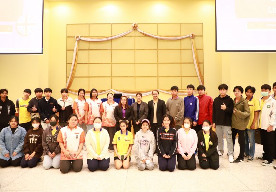 ภาพกิจกรรม   คณะวิทยาศาสตร์และเทคโนโลยี จัดกิจกรรมส่งเสริมสมรรถนะและทักษะด้านการใช้ภาษาอังกฤษสำหรับนักศึกษาคณะวิทยาศาสตร์และเทคโนโลยี 