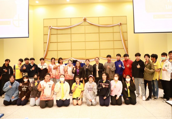 ภาพกิจกรรม   คณะวิทยาศาสตร์และเทคโนโลยี จัดกิจกรรมส่งเสริมสมรรถนะและทักษะด้านการใช้ภาษาอังกฤษสำหรับนักศึกษาคณะวิทยาศาสตร์และเทคโนโลยี 